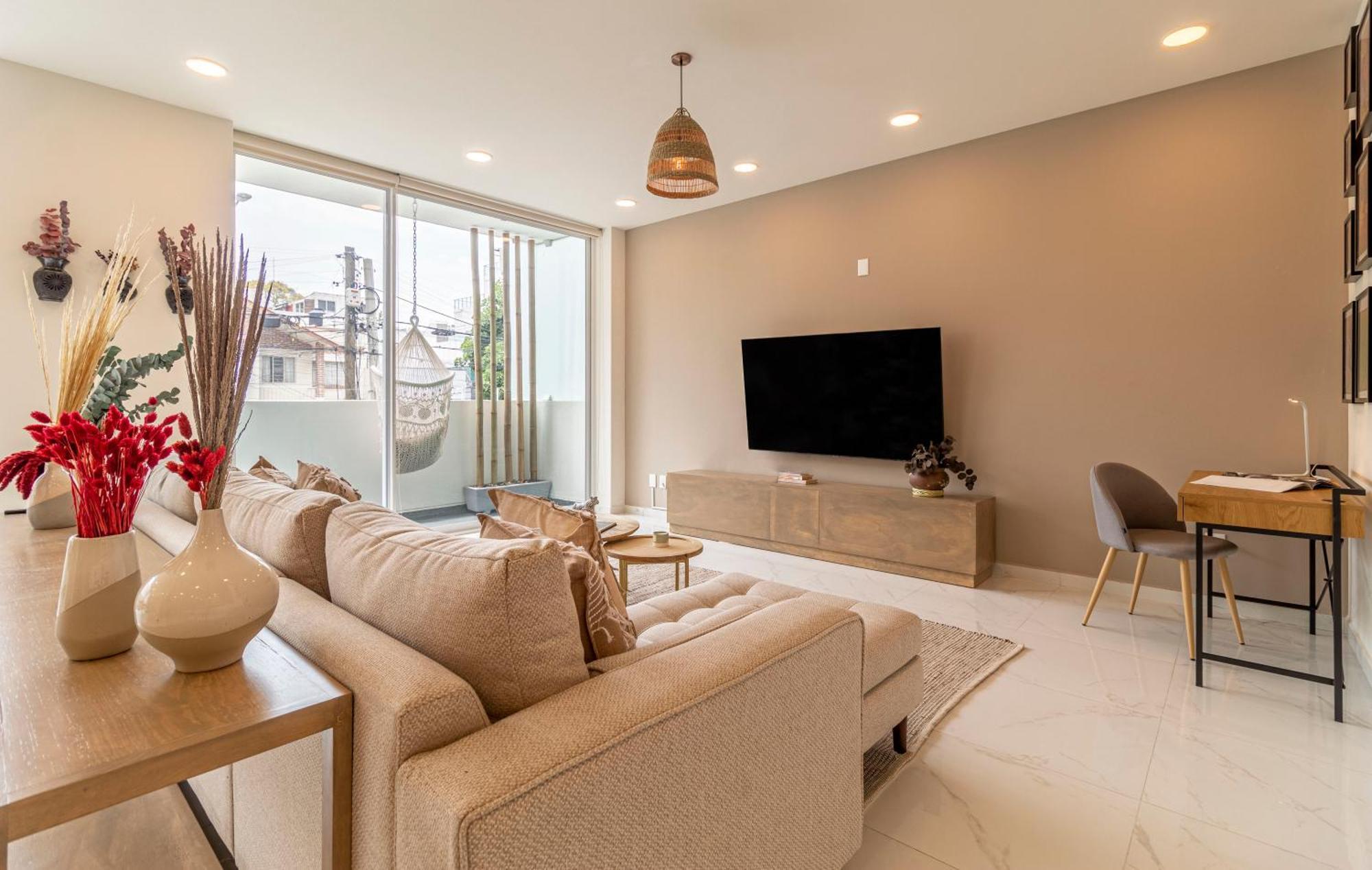 Apartment Goldsmith By Kukun *